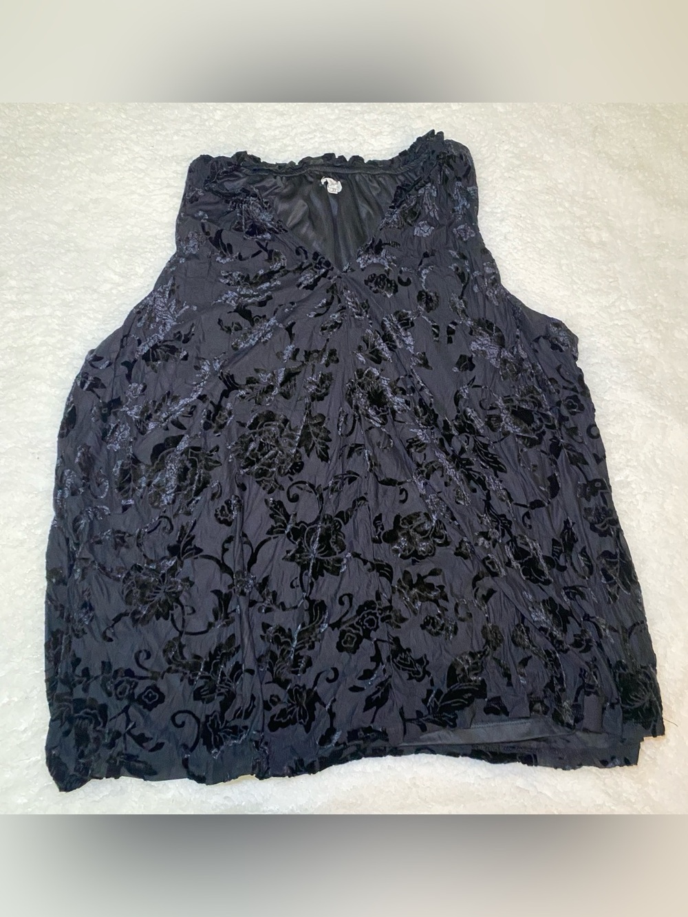 Maurices Black Velvet Floral Burnout Sleeveless V-Neck Top